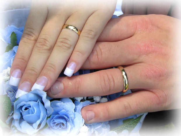 Couple Hands - Marriage Counseling in Utah - Pathways Real Life Recovery