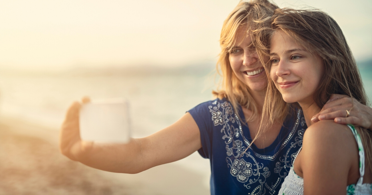 Mother and Daughter taking a selfie  -  Teenage Self- Harm Treatment in Utah